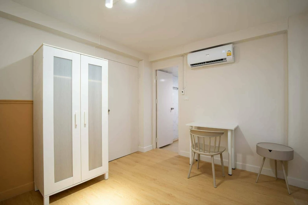 ให้เช่า Century Park Condominium ชั้น 3 ห้องแต่งครบ น่าอยู่ จองเลย ด่วนๆ