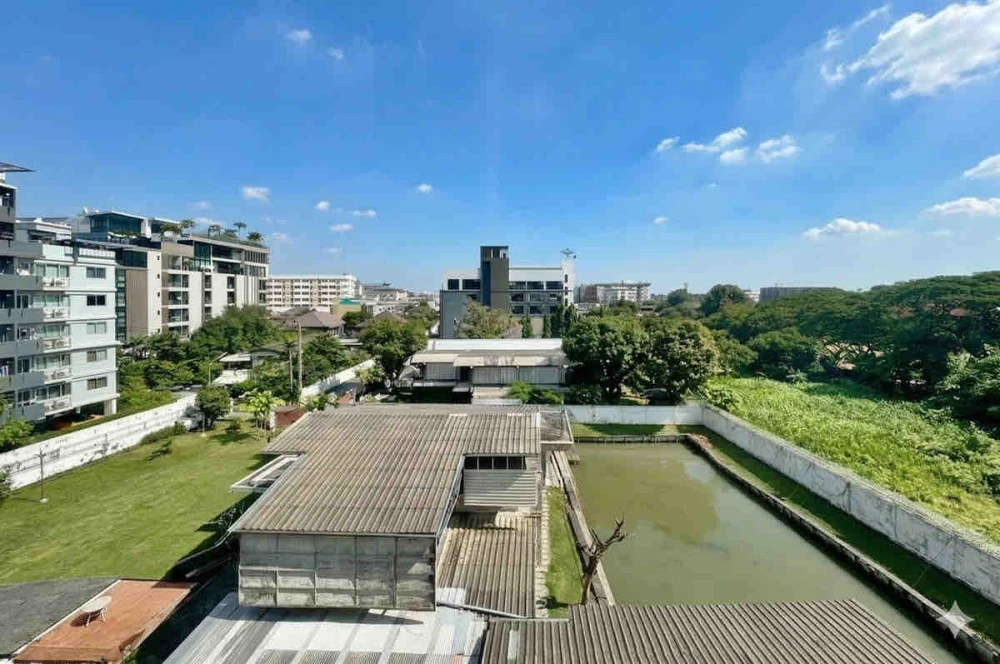 ให้เช่า Chambers On-nut Station ห้องชั้น 5 เฟอร์นิเจอร์ครบครัน วิวสวนสวย ไม่บล็อค ช้าหมดอดนะ