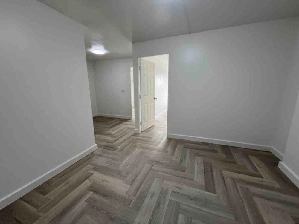 ให้เช่า Champs Elysees Tiwanon ห้องน่าอยู่ ชั้นไม่สูงมาก กว้างขวาง ราคาสบายกระเป๋า จองเลย