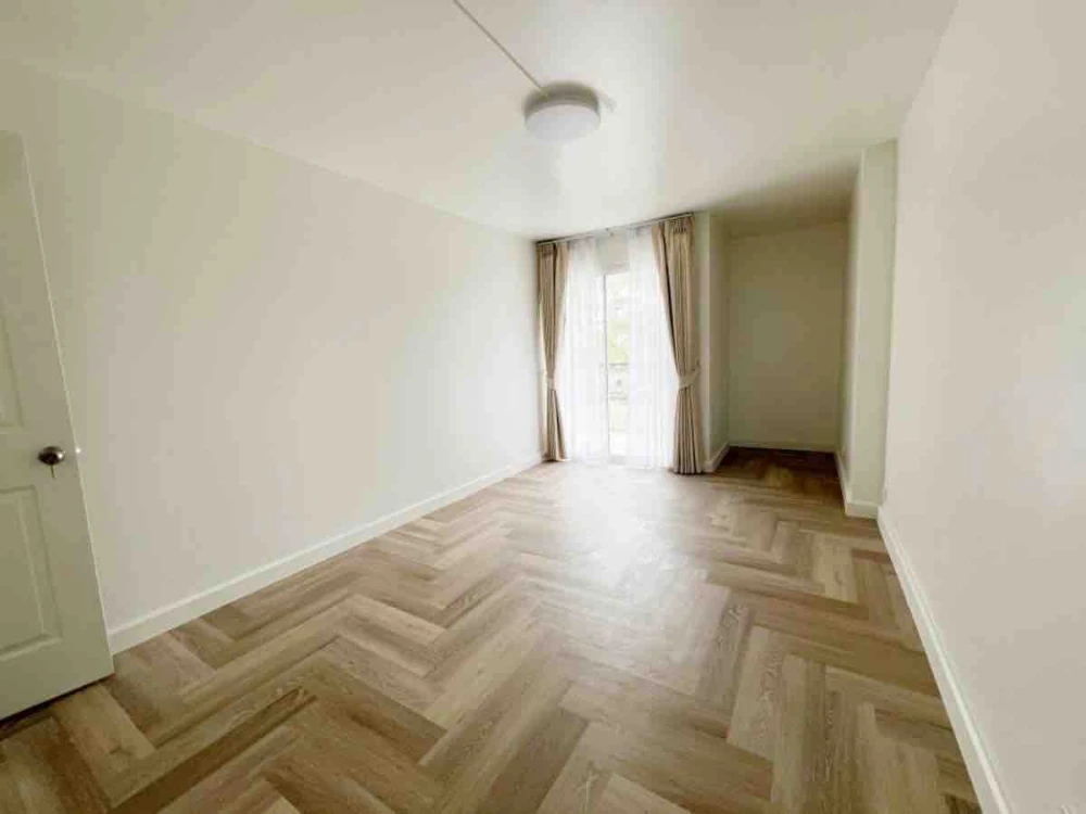 ให้เช่า Champs Elysees Tiwanon ห้องน่าอยู่ ชั้นไม่สูงมาก กว้างขวาง ราคาสบายกระเป๋า จองเลย