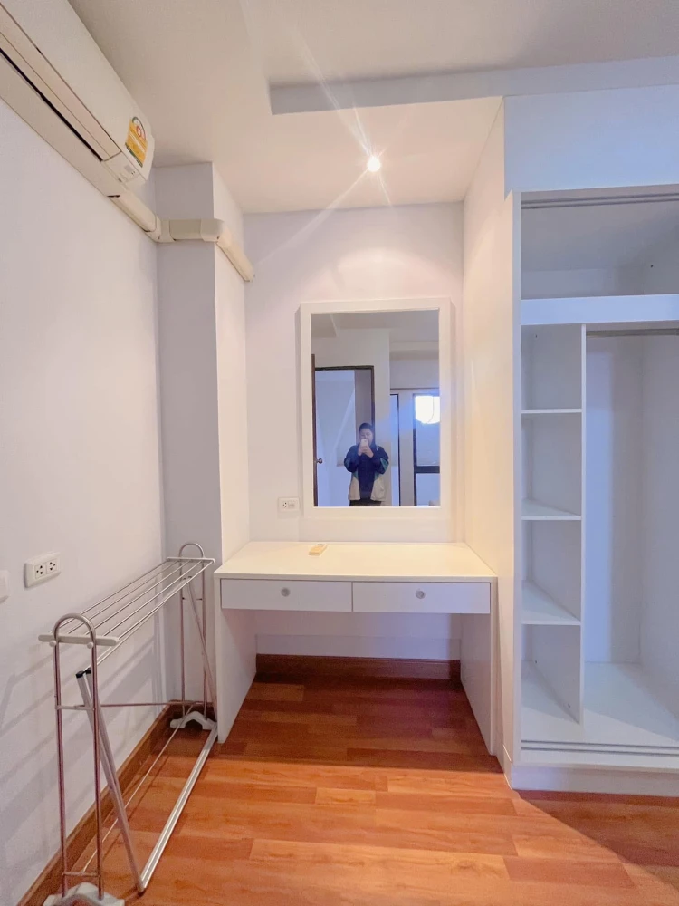 ให้เช่า Champs Elysees Tiwanon ห้องน่าอยู่ มาพร้อมเฟอร์ครบครัน ทำเลดี เดินทางสะดวก จองเลย