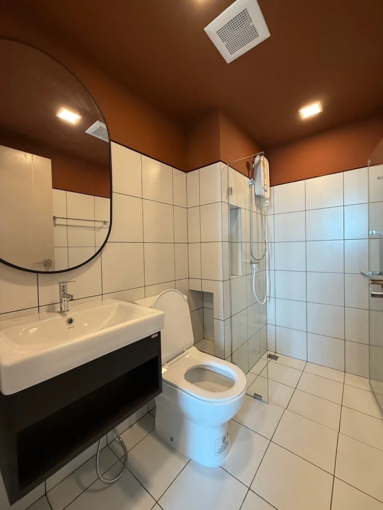 ให้เช่า Chapter One All Ramintra ตึก A ชั้น 3 เฟอร์นิเจอร์ครบ หิ้วกระเป๋าใบเดียวเข้าอยู่ได้เลย