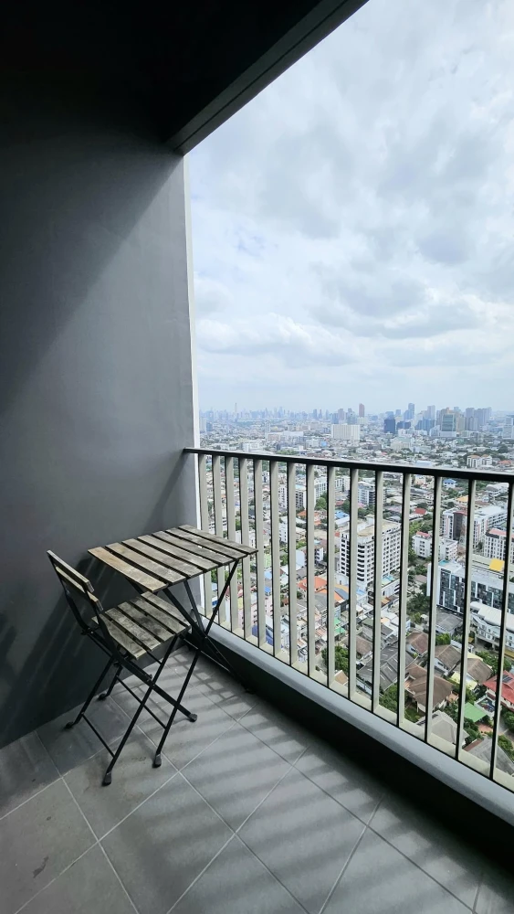 ให้เช่า Chapter one Mid Town Ladprao 24 ห้องกว้าง ทำเลดี มาพร้อมสิ่งอำนวยความสะดวกครบครัน วิวเมืองสวย ไม่บล็อค จองเลย