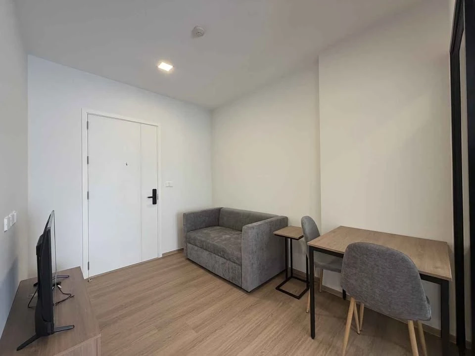 ให้เช่า Chapter One Spark Charan ห้องน่าอยู่ เฟอร์ เครื่องใช้ไฟฟ้าครบ ราคากันเอง มาจองได้แล้ววันนี้ อย่ารอช้า