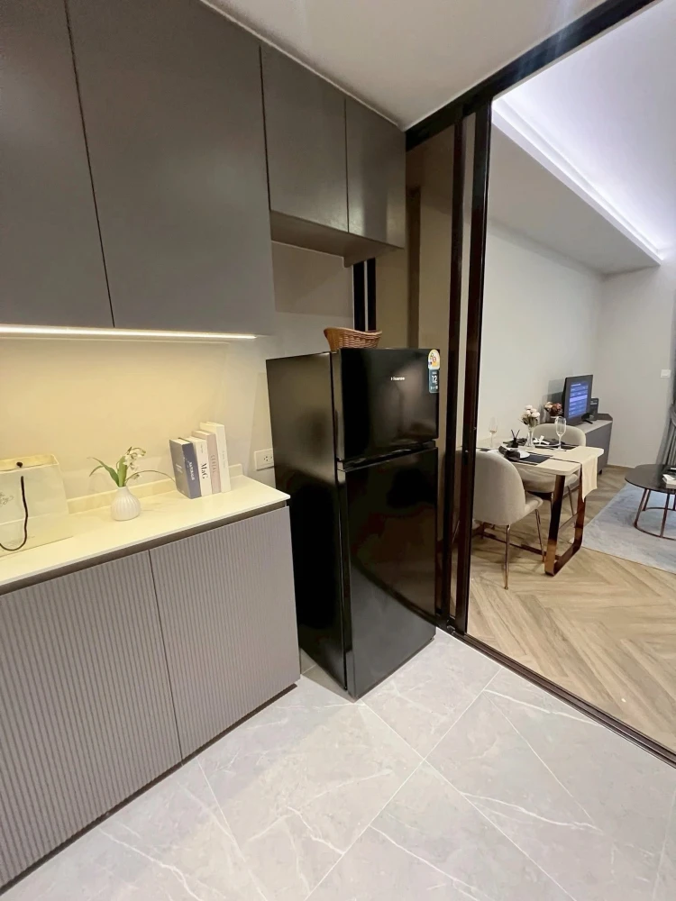 ให้เช่า Chapter Thonglor 25 ห้องพร้อมอยู่ เฟอร์+เครื่องใช้ไฟฟ้าครบ มี Walk-in Closet ในตัว รีบย้าย