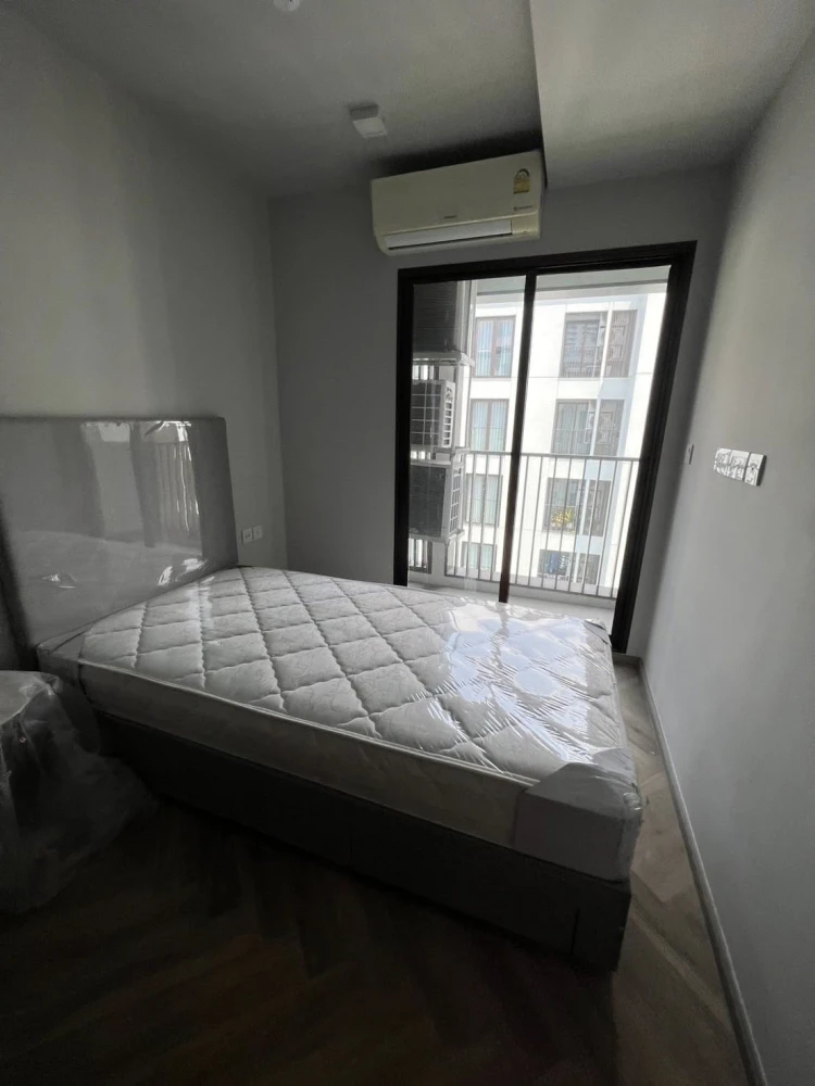 ให้เช่า Chapter Thonglor 25 ห้องมุมคนไม่พลุกพล่าน มาพร้อมเฟอร์ครบครัน เห็นวิวสระ จองเลย