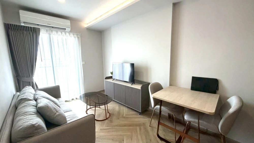 ให้เช่า Chapter Thonglor 25 เฟอร์นิเจอร์และเครื่องใช้ไฟฟ้าครบ  เหมาะสำหรับพักอาศัย ทำเลใจกลางทองหล่อ