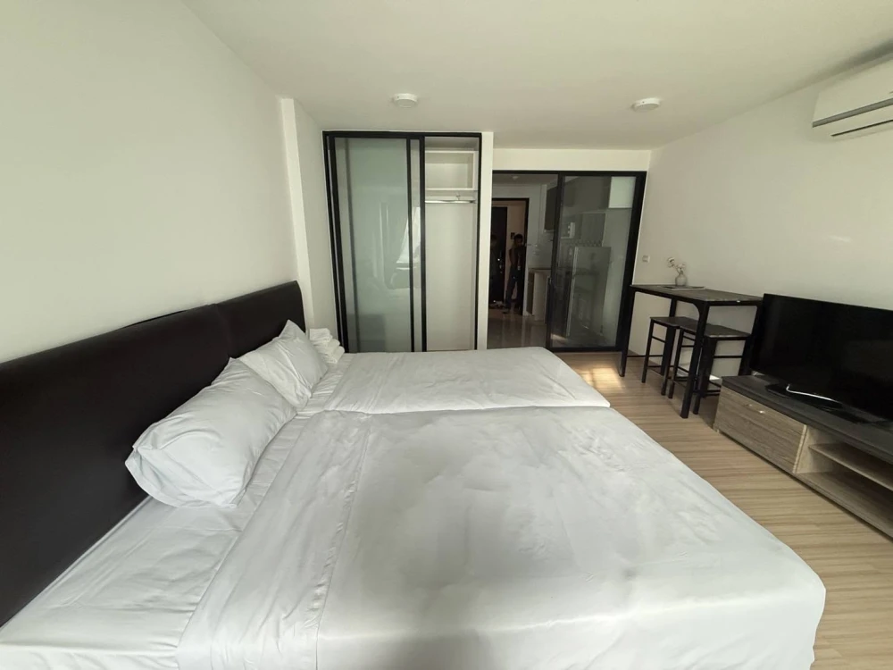 ให้เช่า Chateau In Town Pinklao ห้องชั้น 4 เฟอร์นิเจอร์ครบครัน มัวแต่มองไม่จองไหวหรอ