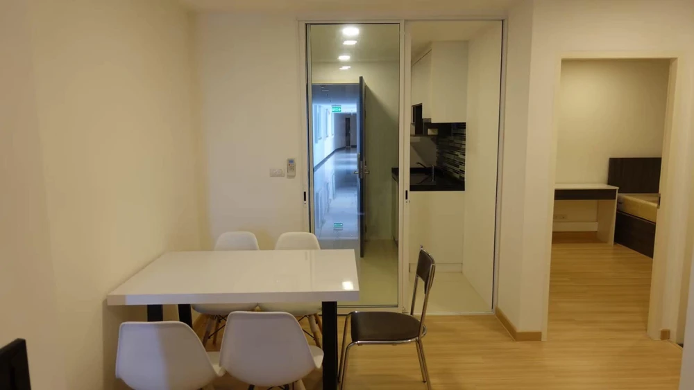 ให้เช่า Chateau In Town Rama 8 แบบ 2 ห้องนอน 1 ห้องน้ำ ตกแต่งพร้อมอยู่แล้วจ้า รีบจองเลย