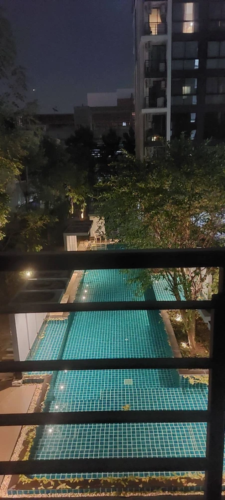 ให้เช่า Chateau In Town Sukhumvit 64/1 ห้องว่างพร้อมอยู่ ห้องสวย ตรงปก ชั้น 3 ห้องมุม วิวสระ ห้ามพลาด