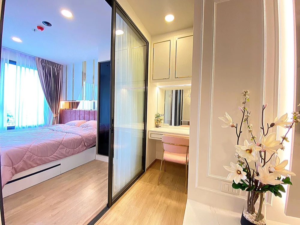 ให้เช่า Chewathai Kaset Nawamin ห้องแต่งสวยคุมโทน บิ้วอินเฟอร์นิเจอร์อย่างดี จองเลย