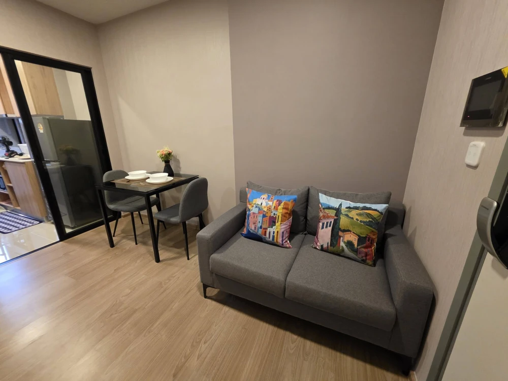 ให้เช่า Chewathai Pinklao ชั้น 10 ห้องสวย ตกแต่งพร้อมอยู่ จองเลย ห้ามพลาด