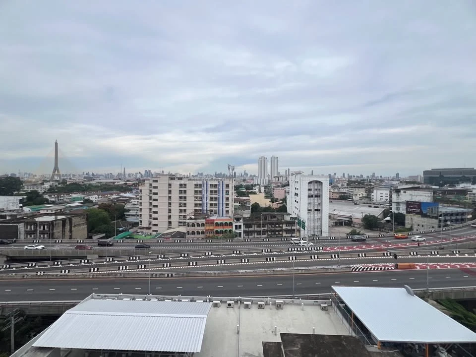 ให้เช่า Chewathai Pinklao 1 ห้องนอน 1 ห้องน้ำ ตกแต่งคุมโทน มาพร้อมเฟอร์ครบครัน จองด่วน