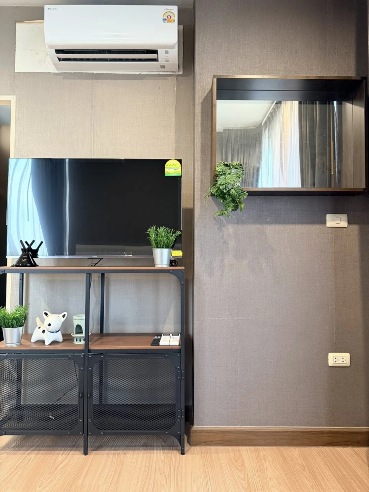 ให้เช่า Chewathai Ramkhamhaeng ห้องกว้างพื้นที่ใช้สอยเยอะ เฟอร์นิเจอร์ครบครัน หิ้วกระเป๋าเข้าอยู่ได้เลยจ้า