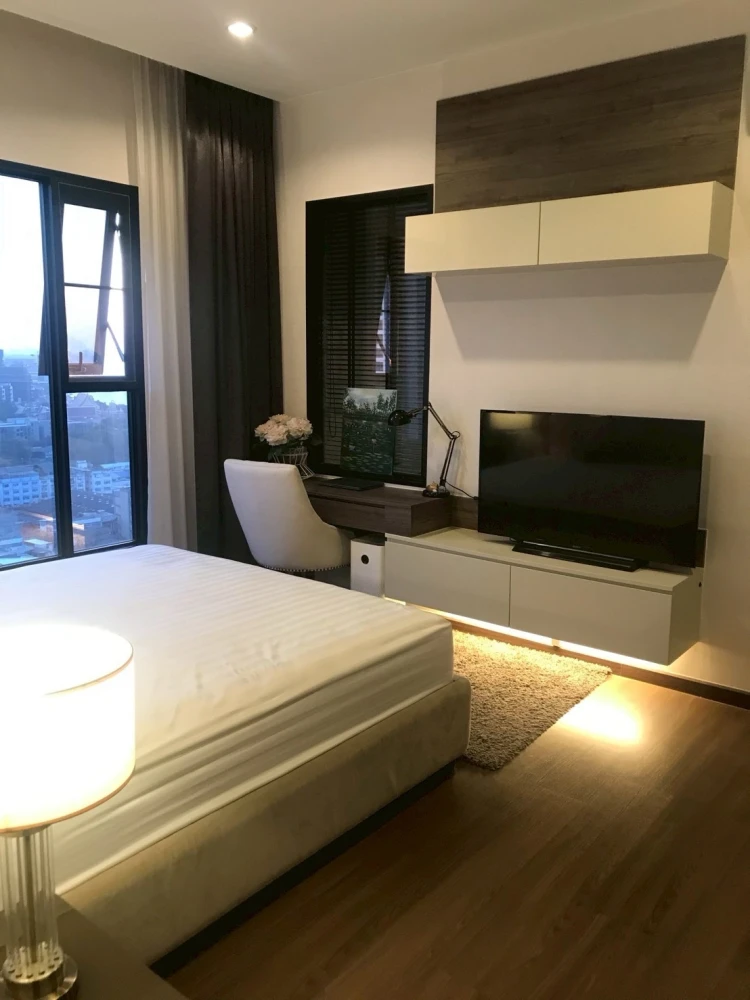 ให้เช่า Chewathai Residence Bang Pho ห้องมุม วิวโล่ง วิวเจ้าพระยา โค้งน้ำสวย แต่งครบ จองเลย