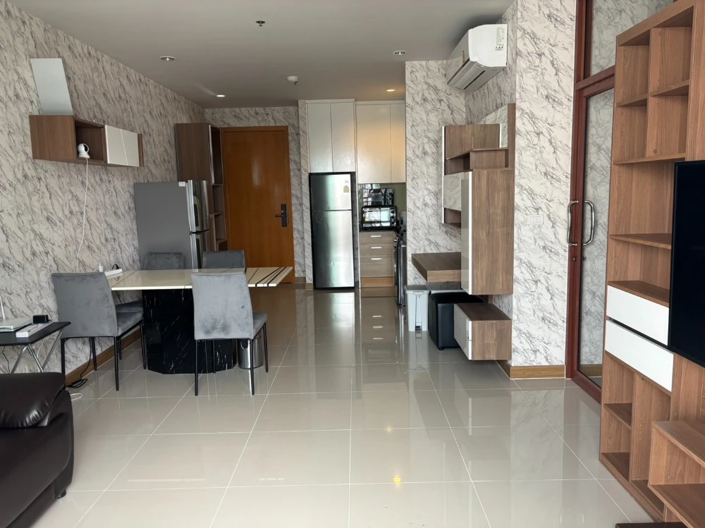 ให้เช่า Circle Condominium ห้องกว้างพื้นที่ใช้สอยเยอะ ทำเลดี มองเห็นวิวเมืองสวยจจากชั้นสูง รีบจองเลยตอนนี้