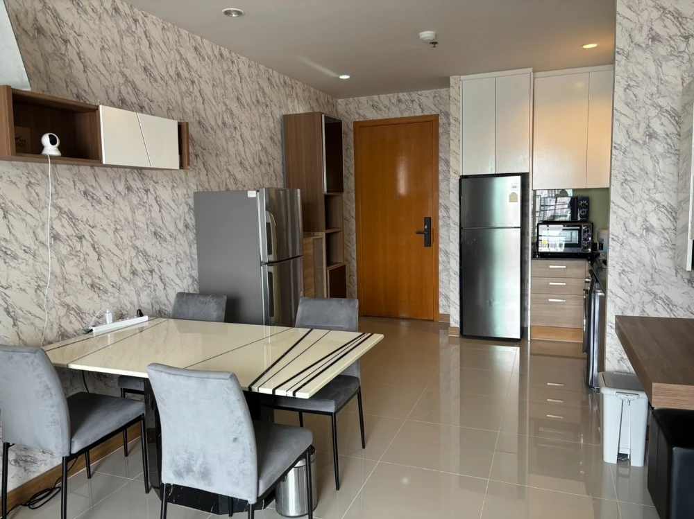 ให้เช่า Circle Condominium ห้องกว้างพื้นที่ใช้สอยเยอะ ทำเลดี มองเห็นวิวเมืองสวยจจากชั้นสูง รีบจองเลยตอนนี้