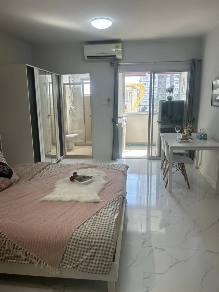 ให้เช่า City Home Ratchada-Pinklao ห้องชั้น 8 ทำเลดี เดินทางสะดวก เครื่องใช้ไฟฟ้าครบครัน จองด่วน