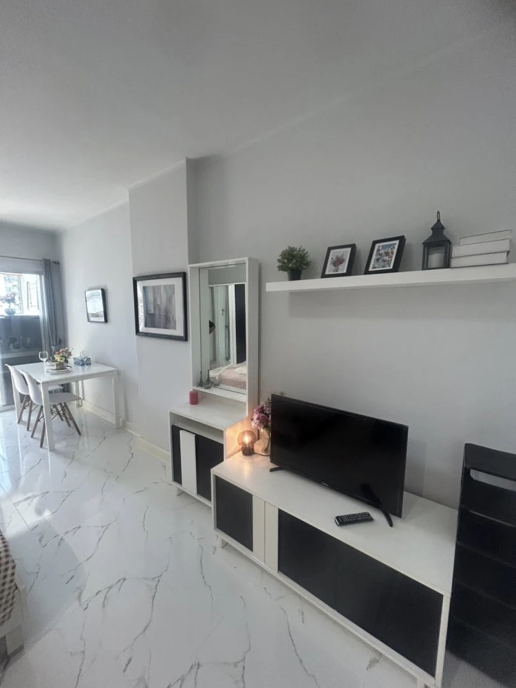 ให้เช่า City Home Ratchada-Pinklao ห้องชั้น 8 ทำเลดี เดินทางสะดวก เครื่องใช้ไฟฟ้าครบครัน จองด่วน