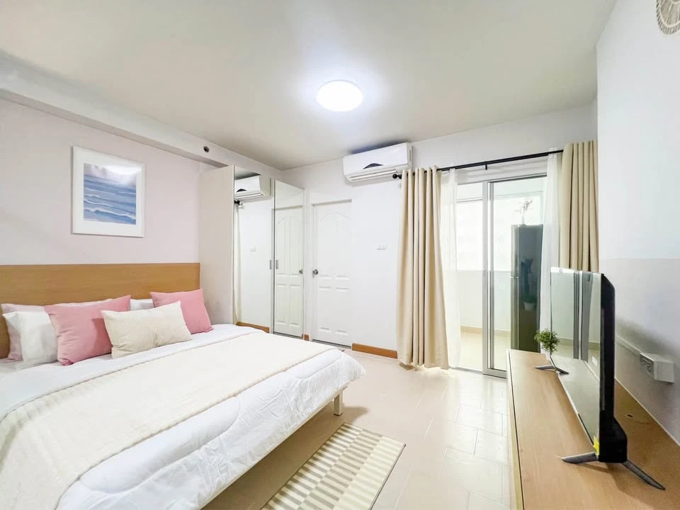 ให้เช่า City Home Rattanathibet ห้องชั้นสูงพร้อมอยู่ เฟอร์พร้อม มาแต่ตัวเข้าอยู่ได้เลย++