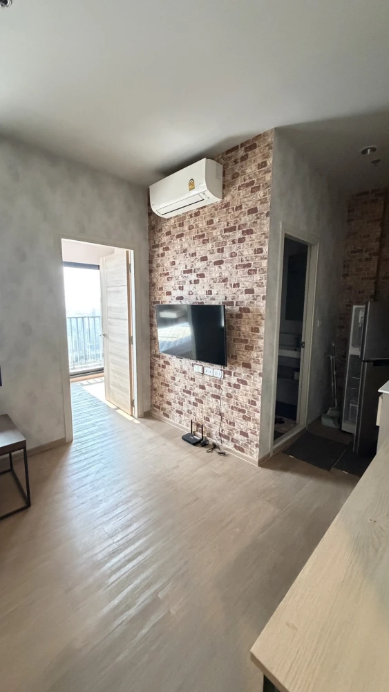 ให้เช่า COMMON TU ห้องพร้อมอยู่ ติดวอลเปเปอร์อย่างดี ราคาอย่างโดน คุณต้องไม่ควรพลาดเด็ดขาด