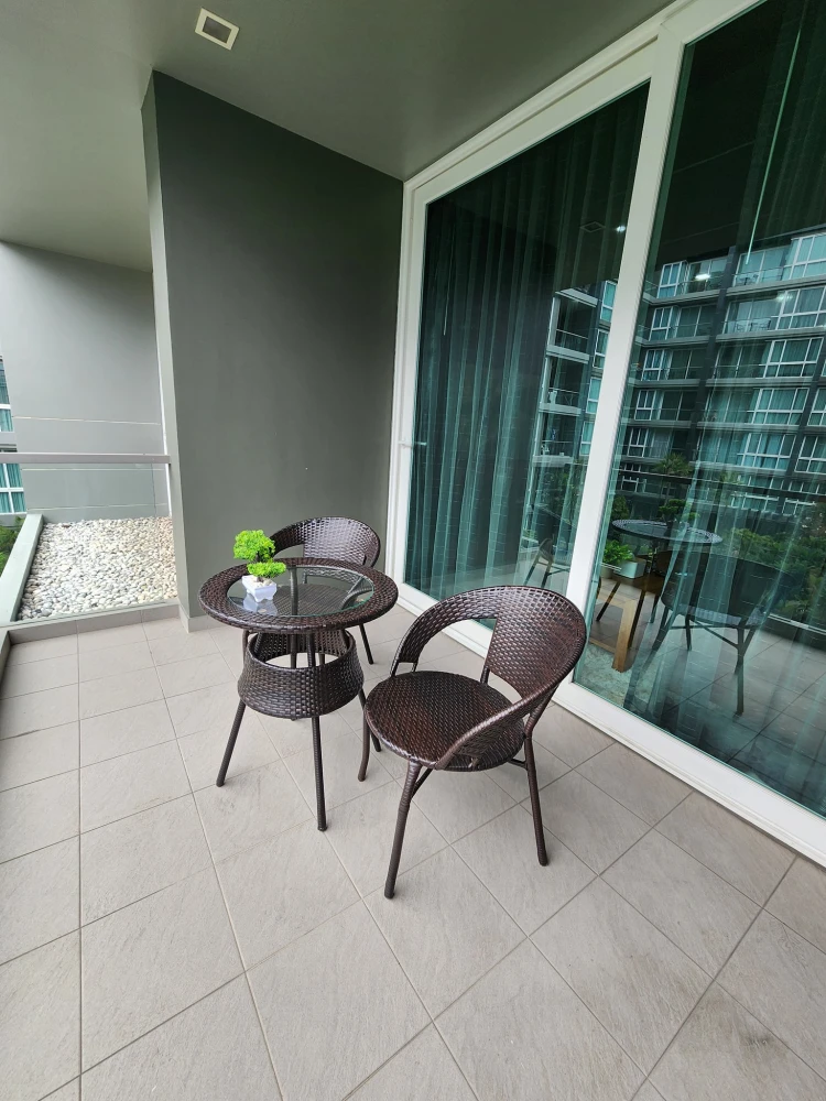 ให้เช่า Condo Apus ห้องกว้างพื้นที่ใช้สอยเยอะ ติดวอลเปเปอร์ลายสวย ทำเลดี ดีแบบนี้ห้ามพลาด