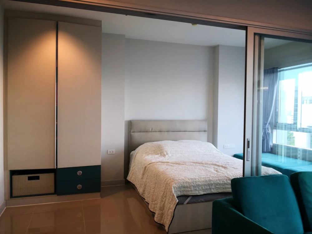 ให้เช่า Condo Centric Sea 1 ห้องนอน 1 ห้องน้ำ มาพร้อมเฟอร์ครบครัน มองเห็นวิวทะเลดี ดีแบบนี้ห้ามพลาด