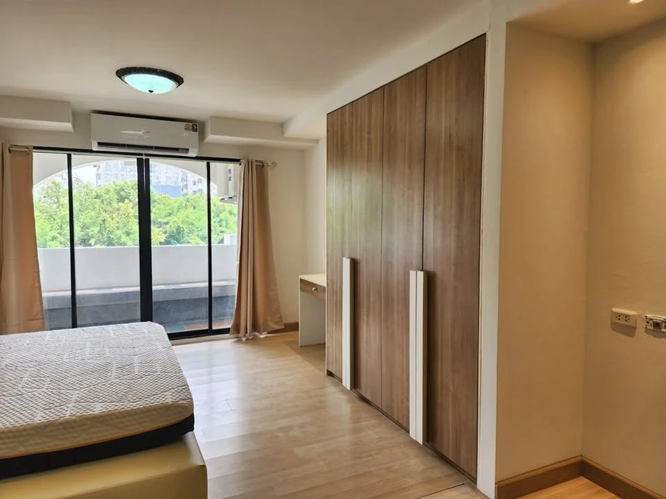 ให้เช่า Condo Champs Elysees Chaengwattana ห้องพร้อมอยู่ เฟอร์พร้อม รีบจองเลย