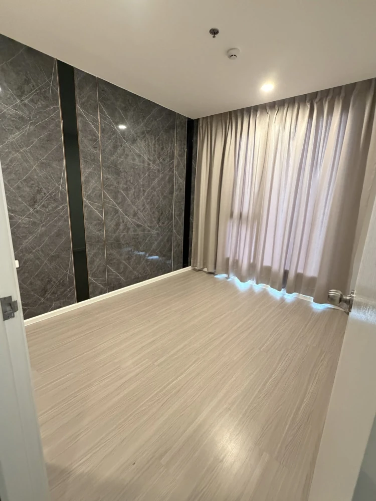 ให้เช่า Condo DENIM Jatujak ห้องกว้างขวาง มาพร้อมพื้นที่ใช้สอย เฟอร์ เครื่องใช้ไฟฟ้าครบ ลากกระเป๋าเข้าอยู่ได้เลย