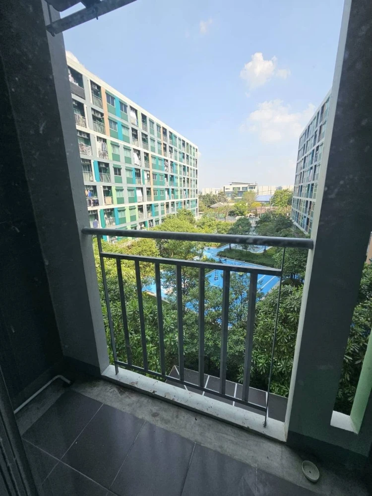 ให้เช่า Condo Lumpini Ville Chaengwattana 10 ห้องชั้นไม่สูง ห้องมุม กว้างขวางอยู่สบาย จองเลย