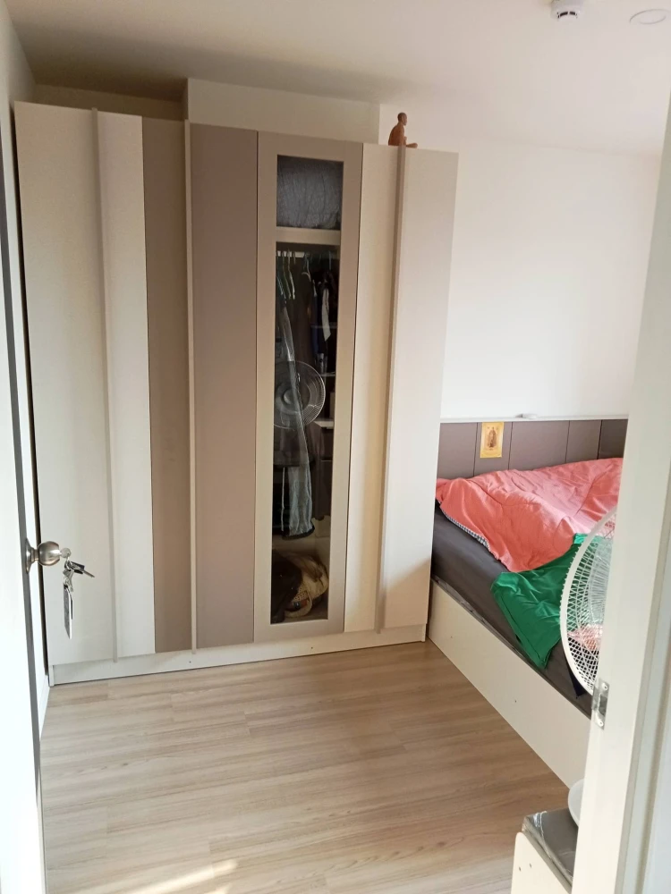 ให้เช่า Condo Lumpini Ville Chaengwattana 10  ห้องพร้อมอยู่ เฟอร์พร้อม ราคาสบายกระเป๋า จองเลย