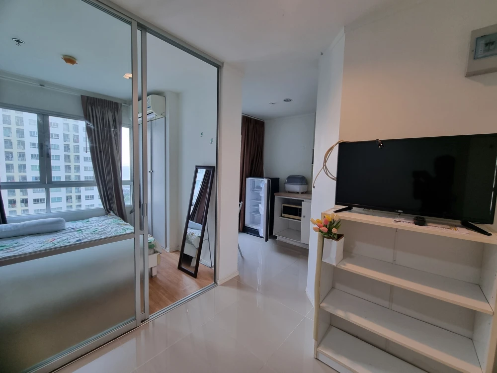 ให้เช่า  Condo Lumpini Ville Naklua - Wongamat ห้องกว้างน่าอยู่ เฟอร์พร้อม จองเลย