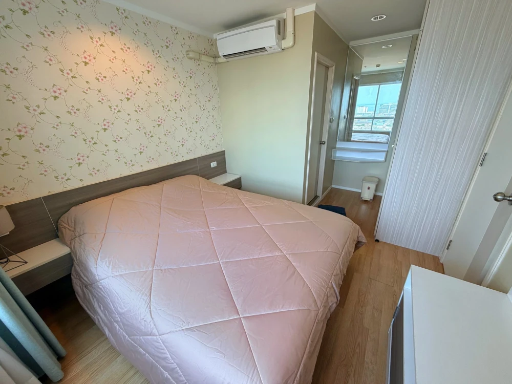 ให้เช่า Condo Lumpini Ville Naklua - Wongamat ห้องพร้อมอยู่ เฟอร์พร้อม ห้องกว้างขวาง จองเลย