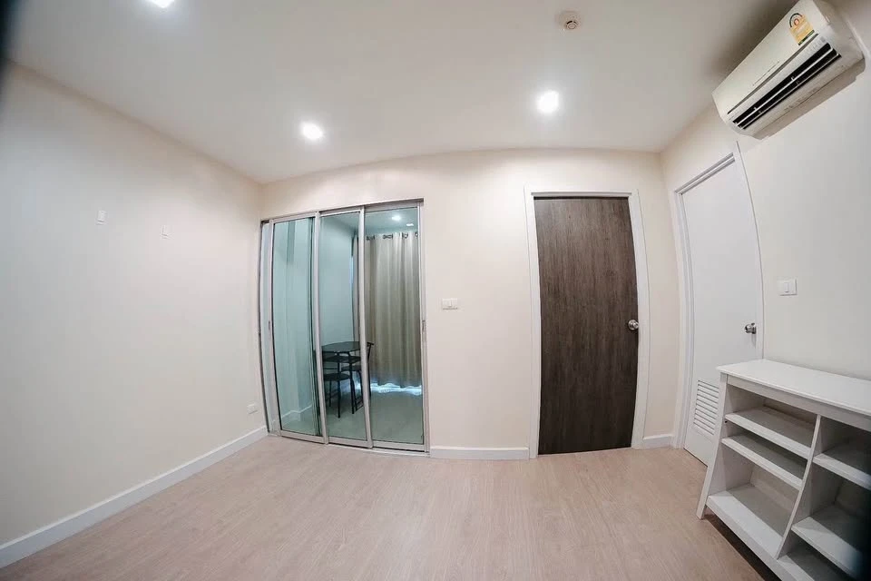 ให้เช่า Condo Metro Luxe Paholyothin – Sutthisan ห้องพร้อมอยู่  เฟอร์พร้อม รีบจองเลย!!!