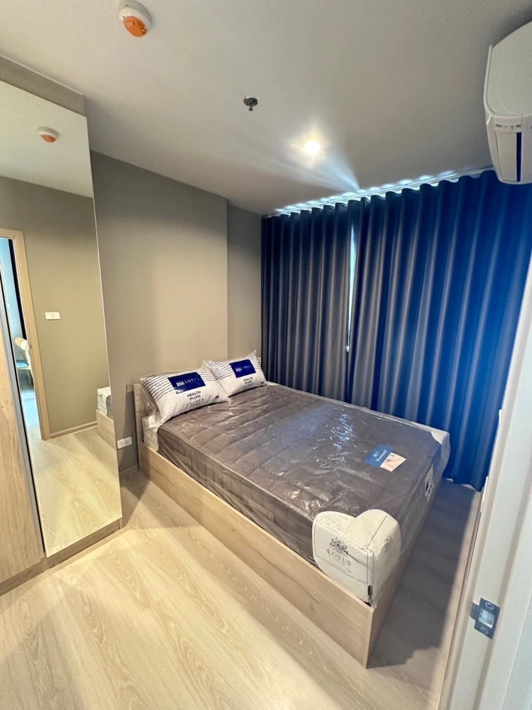 ให้เช่า  Condo Nue Noble Ngamwongwan ห้องพร้อมอยู่ เฟอร์พร้อม ชั้นสูง จองเลย ห้ามพลาด
