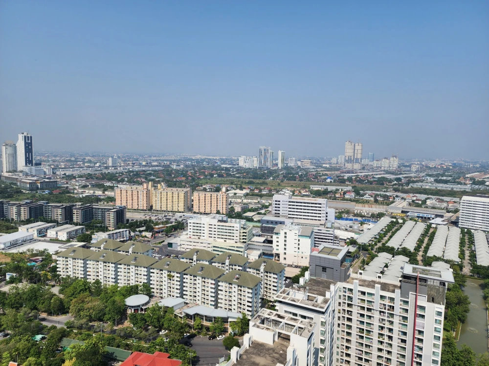 ให้เช่า Condo Nue Noble Srinakarin-Lasalle ห้องชั้นสูงพร้อมเข้าอยู่ เฟอร์พร้อม ห้องกว้างขวาง จองเลย