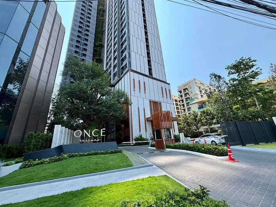 ให้เช่า Condo ONCE PATTAYA ห้องชั้นสูง เฟอร์รพ้อม สิ่งอำนวยความสะดวกครบครัน วิวทะเลย รีบจองเลย
