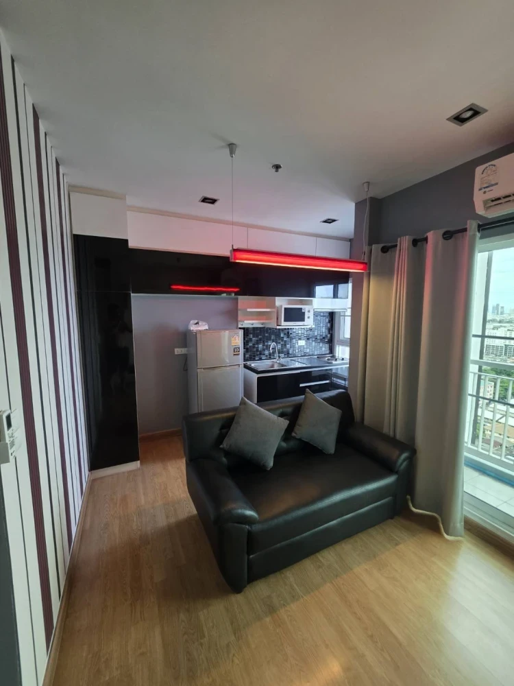 ให้เช่า Condo Parkland Grand ตากสิน-ท่าพระ ห้องพร้อมอยู่ เฟอร์ครบ  หิ้วกระเป๋าใบเดียวมาได้เลย+++