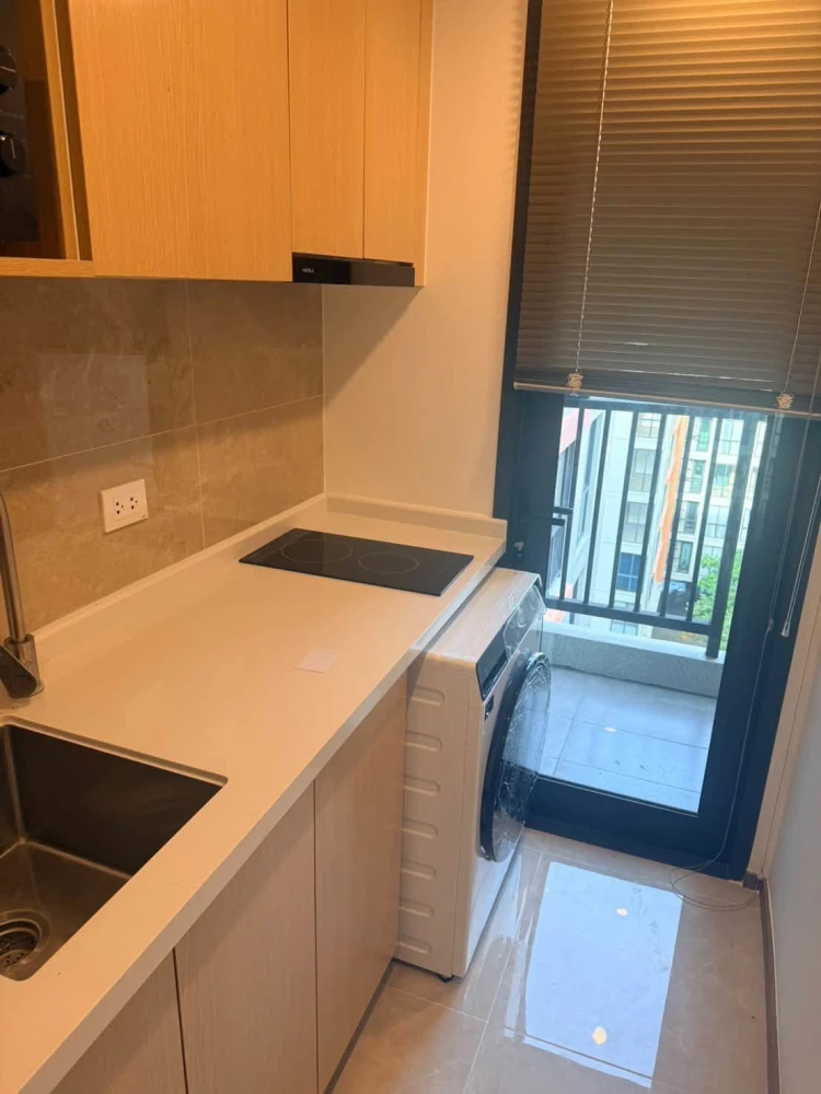 ให้เช่า Condo Regal Srinakarin 40 ห้องกั้นแยกชัดเจน มาพร้อมสิ่อำนวยความสะดวกครบ ราคาดี รีบย้ายด่วน