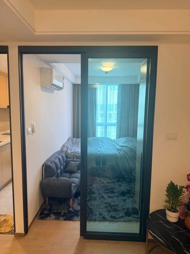 ให้เช่า Condo Regal Srinakarin 40 ห้องกั้นแยกชัดเจน มาพร้อมสิ่อำนวยความสะดวกครบ ราคาดี รีบย้ายด่วน