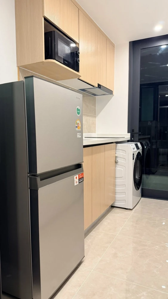 ให้เช่า Condo Regal Srinakarin 40 ห้องน่าอยู่ เฟอร์พร้อม + เครื่องใช้ไฟฟ้า ครบ จองเลยก่อนพลาด+++