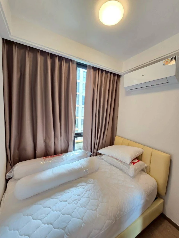 ให้เช่า Condo Regal Srinakarin 40 ห้องพร้อมอยู่ เฟอร์พร้อม ห้องกว้างขวางอยู่สบาย รีบจองเลย