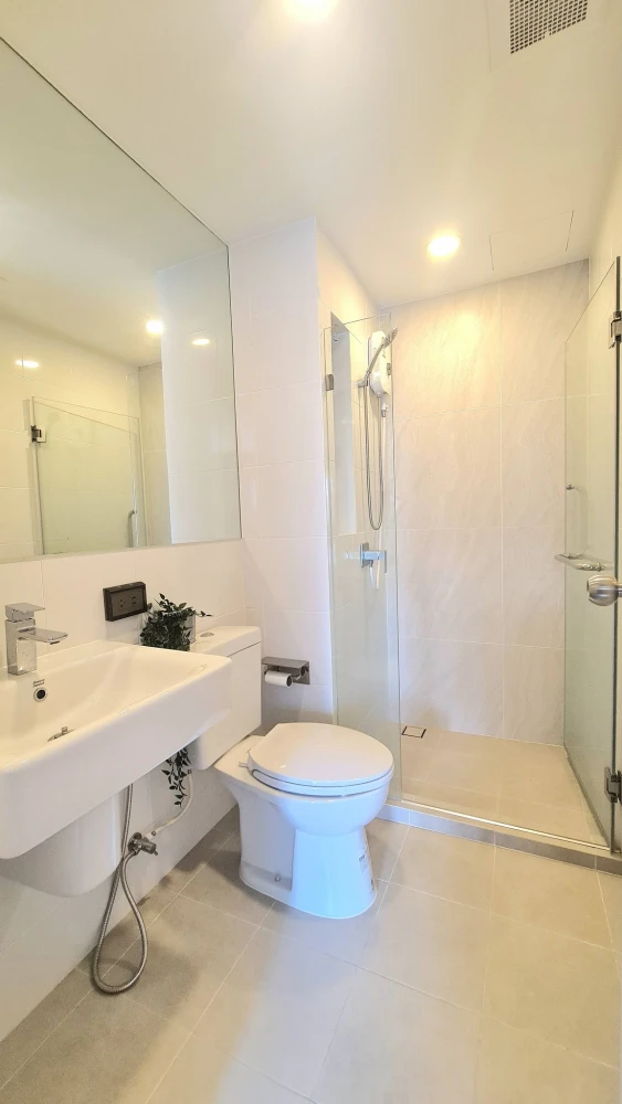 ให้เช่า Condo The Origin Ramintra 83 Station ห้องกั้นอยกเป็นสัดส่วน แบ่งโซนชัดเจน ราคาไม่แรง ต้องจองเลย