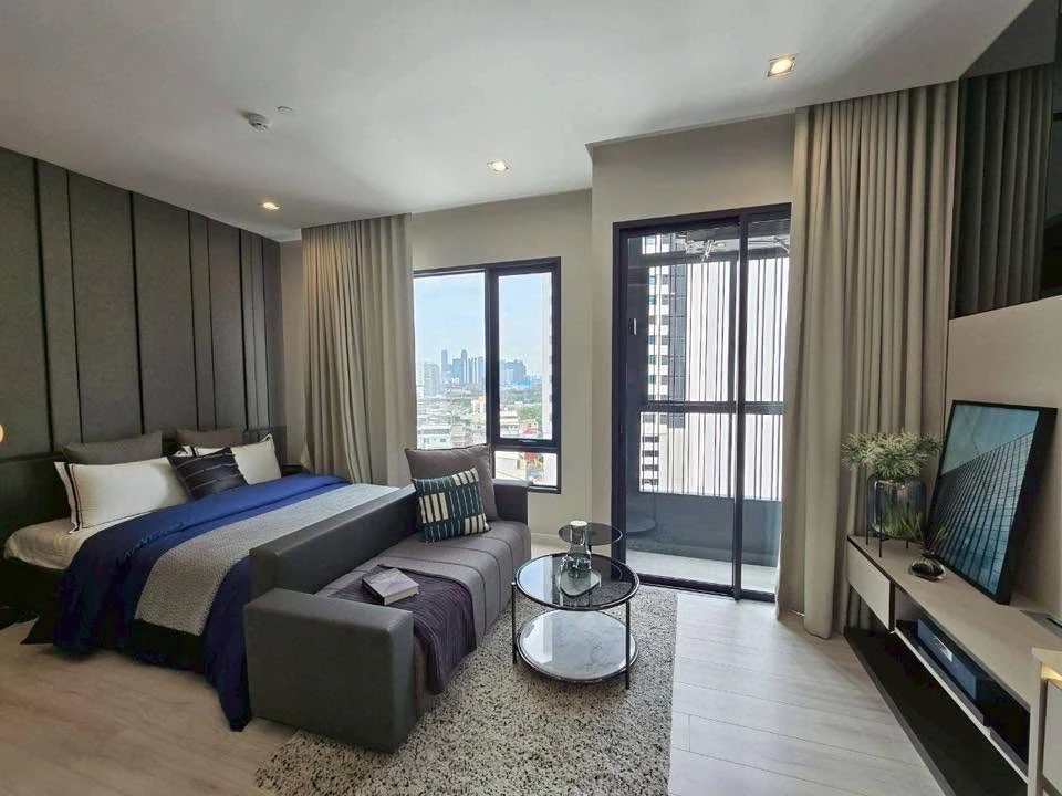 ให้เช่า Condo The Room Phayathai ห้องแต่งพร้อมอยู่ เฟอร์ เครื่องใช้ไฟฟ้าครบ มาแต่ตัวเข้าอยู่ได้เลย อย่ารอช้า