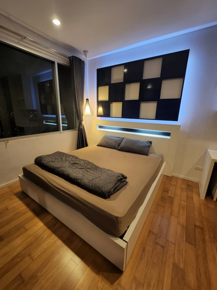 ให้เช่า condo Villa Sathorn ชั้นสูง วิวแม่น้ำ ห้องตกแต่งสวยครบน่าอยู่มาก สนใจรีบจองเลย ห้ามพลาดน้า
