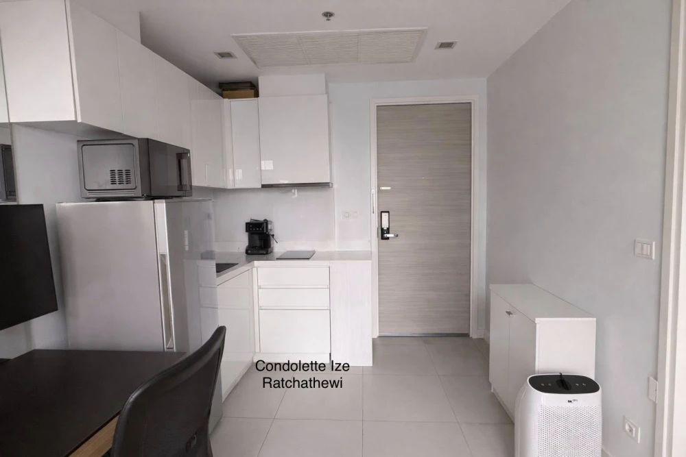 ให้เช่า CondoLette Ize Ratchatewi 1 ห้องนอน 1 ห้องน้ำ เฟอร์และเครื่องใช้ไฟฟ้าครบครัน รีบจองเลยจ้า