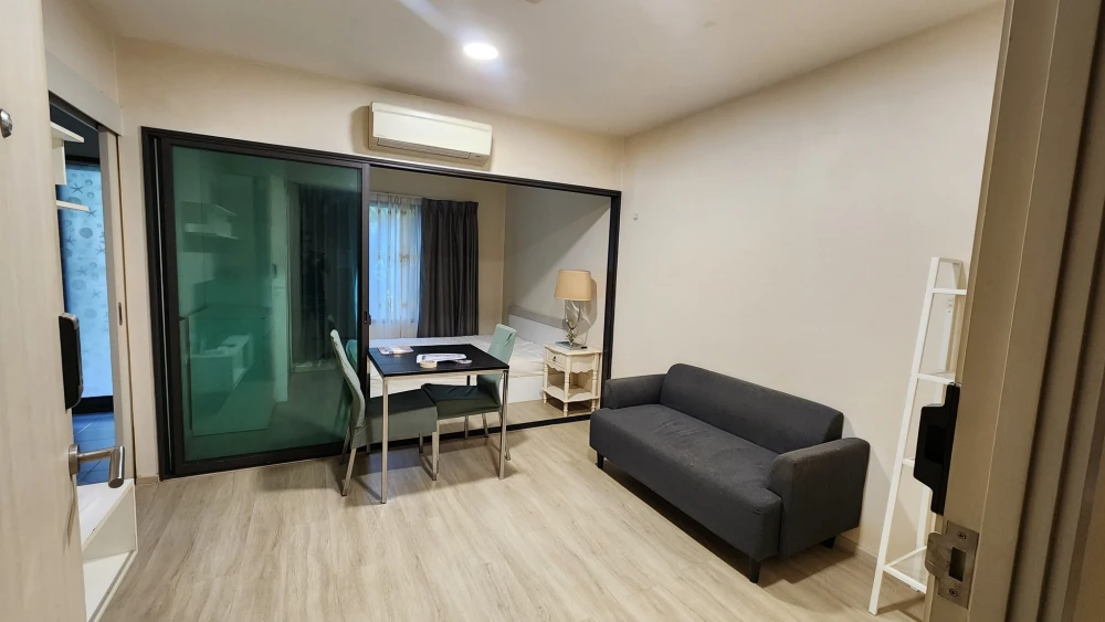 ให้เช่า Condolette Pixel Sathorn ห้องกั้นแยกอย่างดี เฟอร์ เครื่องใช้ไฟฟ้าครบ มาจับมาจองเลย อย่าช้า