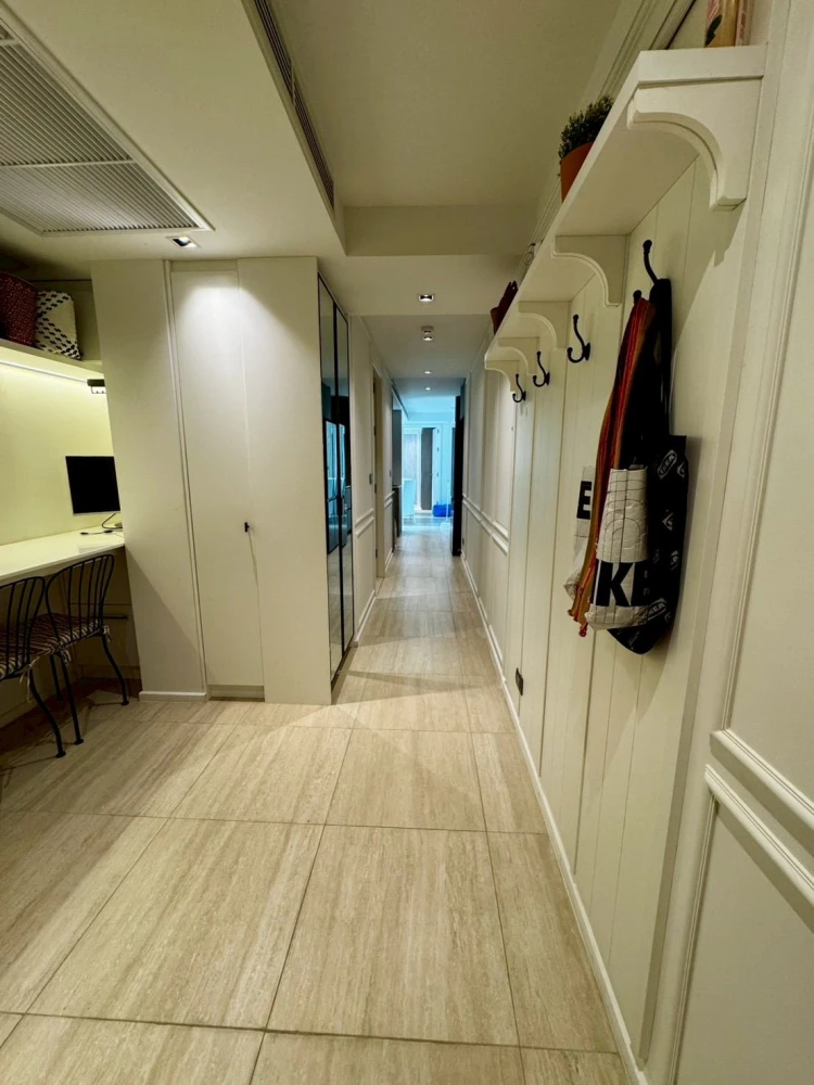 ให้เช่า Craft Ploenchi สัมผัสชีวิตที่เงียบสงบและทันสมัยในคอนโดมิเนียม 2 ห้องนอนที่กว้างขวางแห่งนี้ สนใจจองเลย