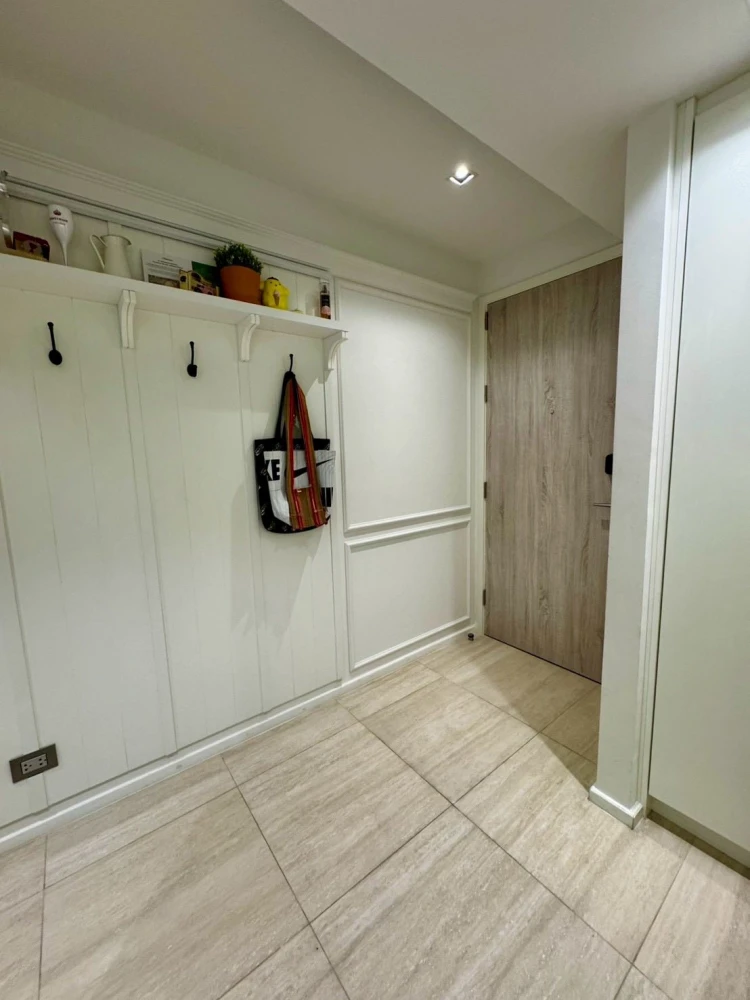 ให้เช่า Craft Ploenchi สัมผัสชีวิตที่เงียบสงบและทันสมัยในคอนโดมิเนียม 2 ห้องนอนที่กว้างขวางแห่งนี้ สนใจจองเลย