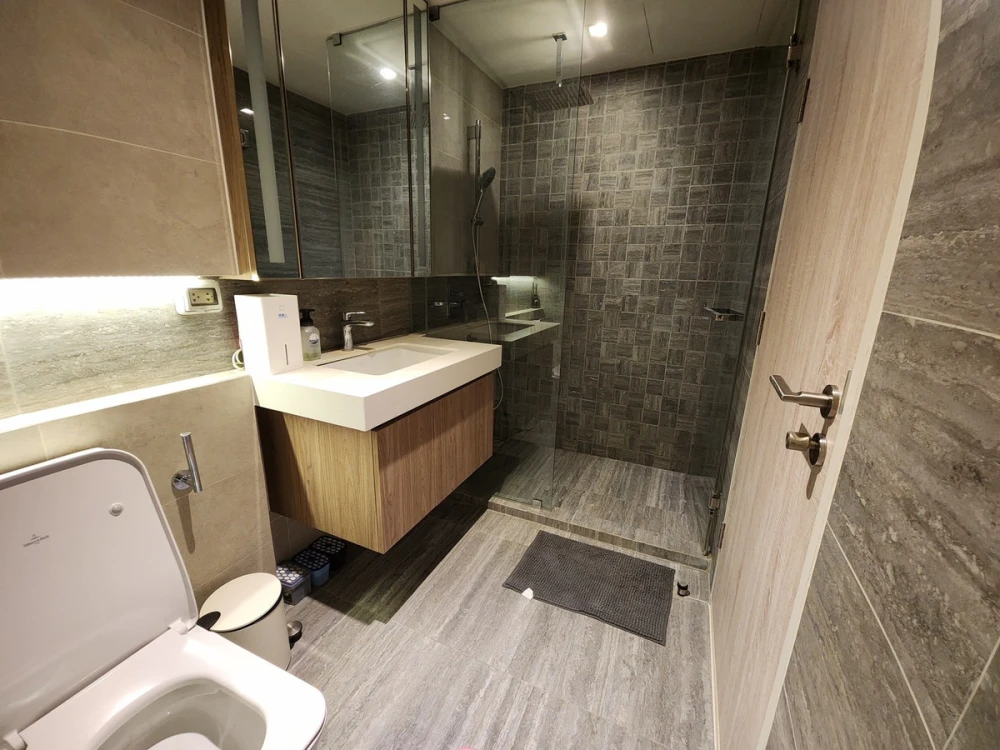 ให้เช่า Craft Ploenchit 2 ห้องนอน มาพร้อมการตกแต่งที่ครบครัน จองเลย ด่วนๆ